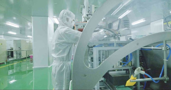 ব্যক্তিগত লেবেল বিনামূল্যে নমুনা OEM শুকনো Nonwoven বেবি ওয়েট Wipes নিষ্পত্তিযোগ্য